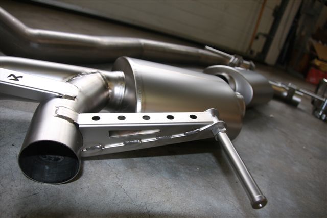 Nissan Akrapovic Exhaust