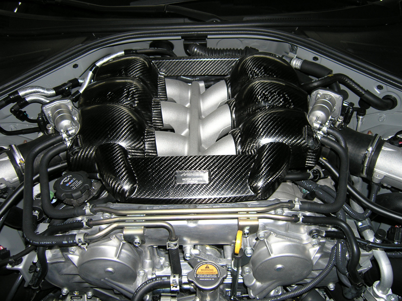 Dry Carbon Fiber engine cover for the Nissan GT-R R35 by Mine's