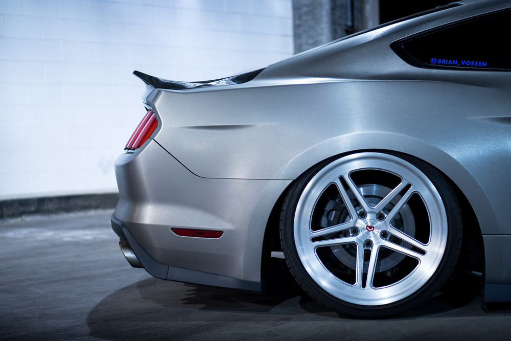 2015-2017 Mustang Carbon Fiber Decklid with integrated spoiler