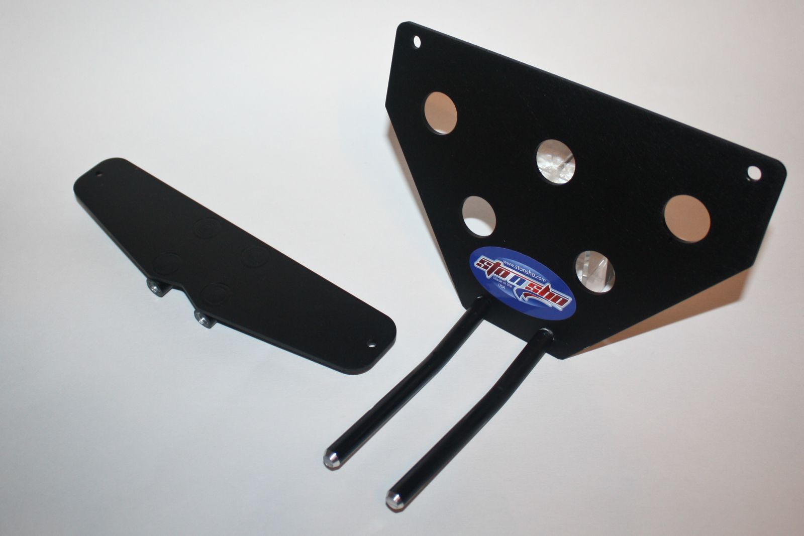 6th Gen Camaro Sto n Show License Plate Bracket