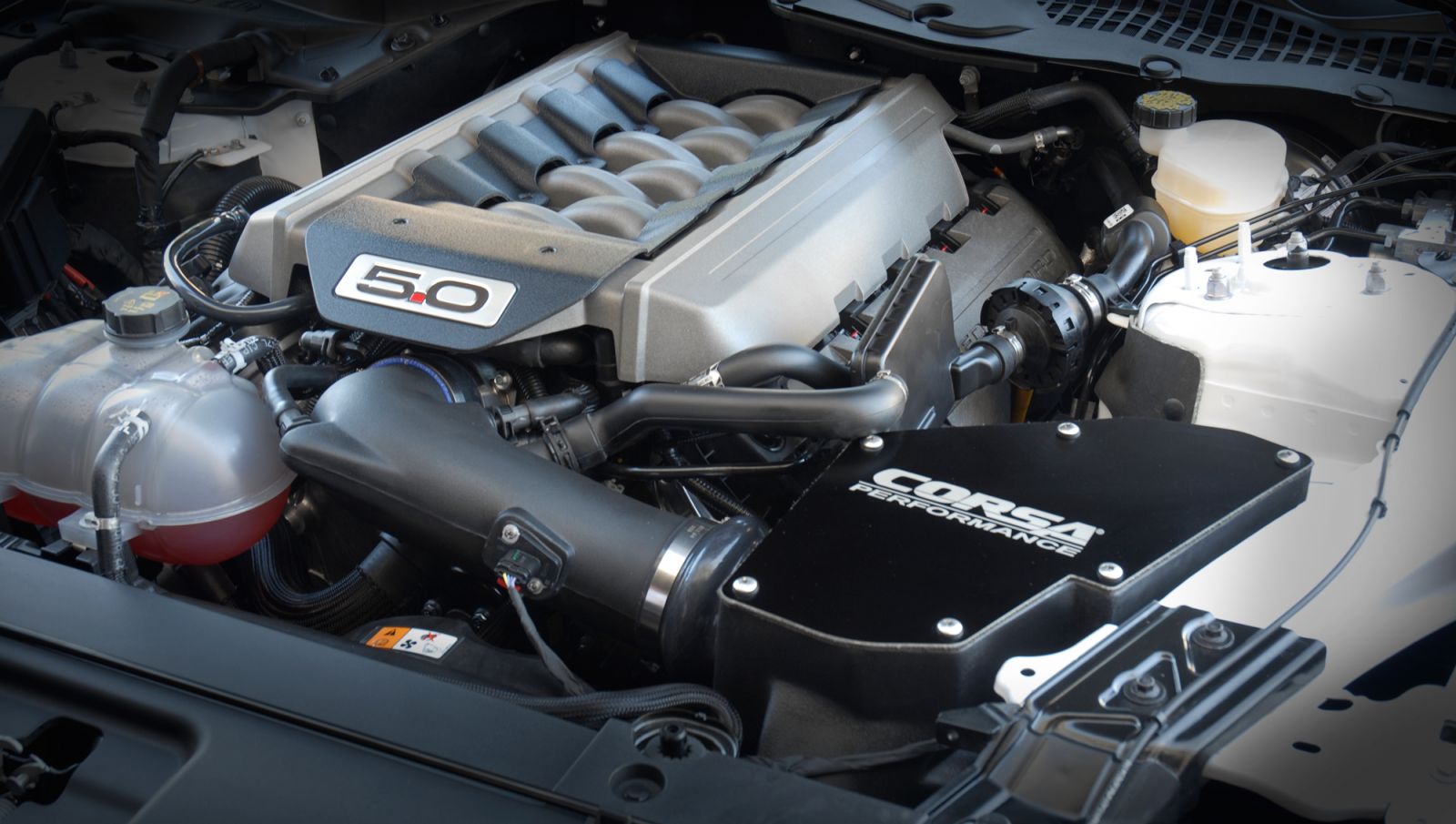 2015-2017 Mustang GT CORSA Pro5 Closed Box Air Intake System