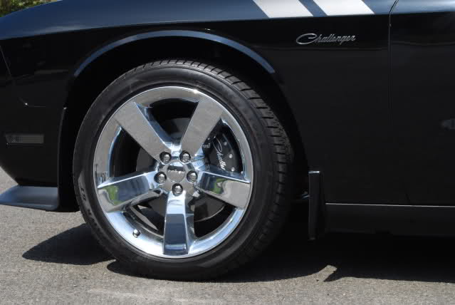 Challenger Caliper Covers Carbon Fiber with Script Lettering