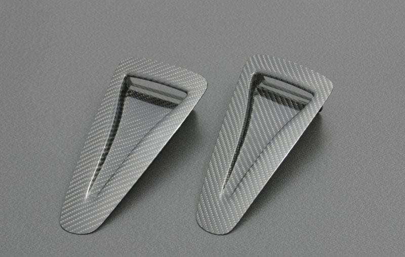 Twilled Carbon Fiber Air Ducts for the Nissan GT-R R35