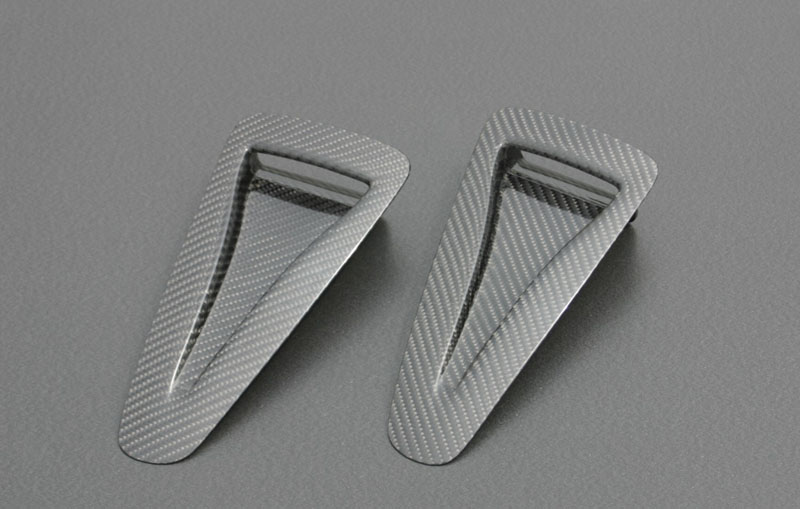 Twilled Carbon Fiber Air Ducts for the Nissan GT-R R35