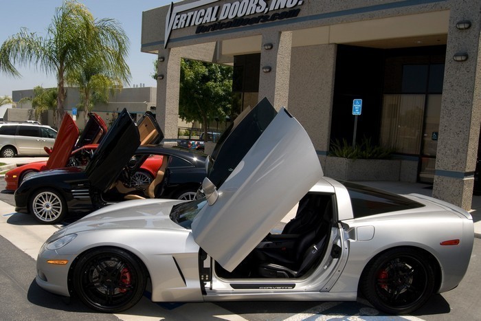 C6 Corvette Vertical Door Kit