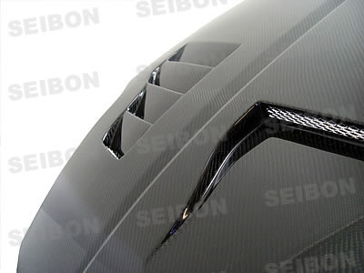 VT Style Carbon Fiber Hood for the Nissan 350Z Close-Up