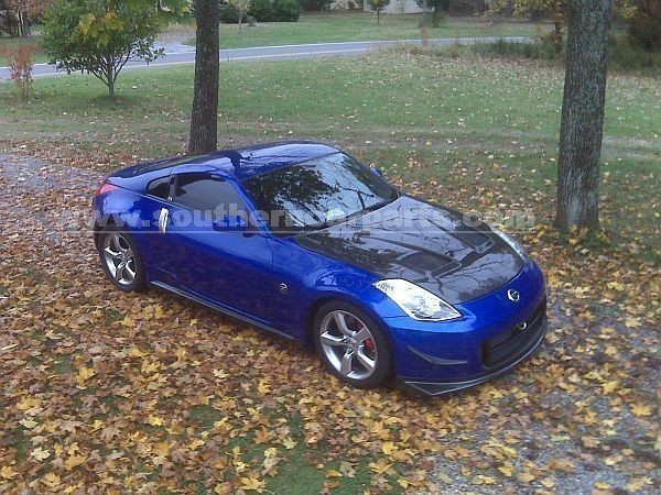 Seibon Carbon Fiber 350z hood