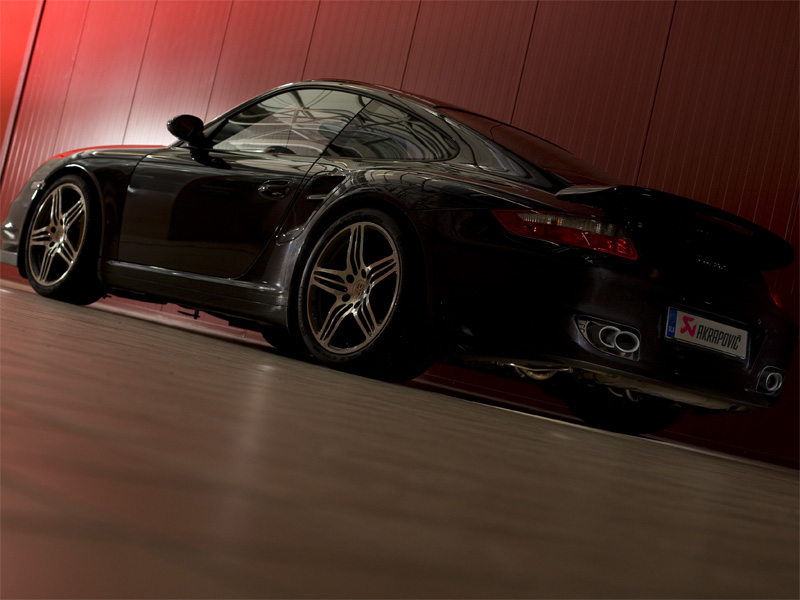 Akrapovic Titan Endschalldämpfer Slip On Line Porsche 911 GT3 RS