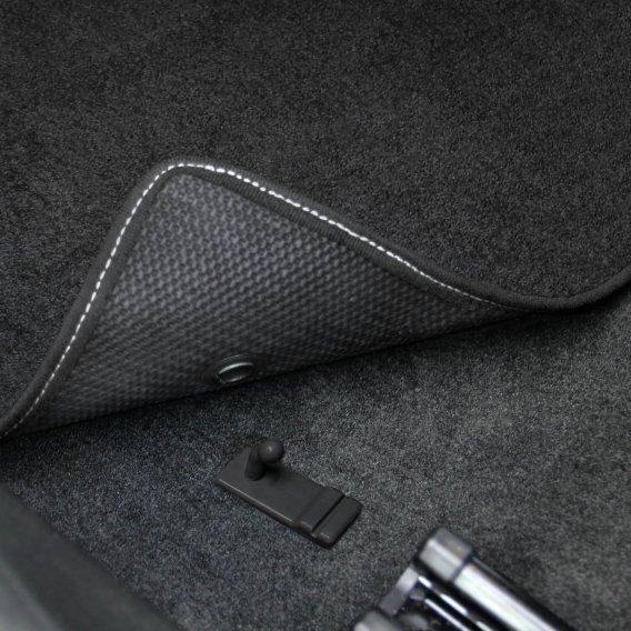 2007-2013-chevrolet-sierra-lloyd-mats-2pcs-floor-mats-red-gmc