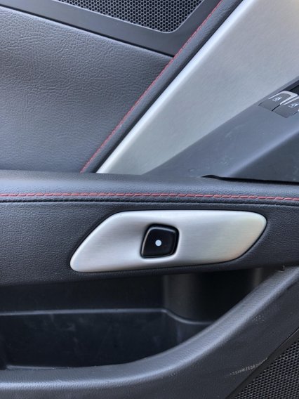 2014-2019 C7 Corvette Carbon Fiber Door Open Release Button Overlays