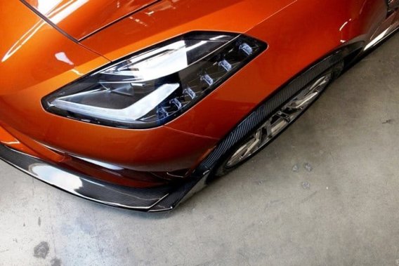 C7 Corvette Z06 APR Carbon Fiber Front Wheel Opening Moldings
