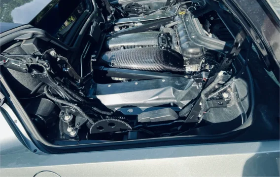 2025-2025 Corvette C8 Z06 Carbon Fiber LT6 Engine Intake Manifold Cover
