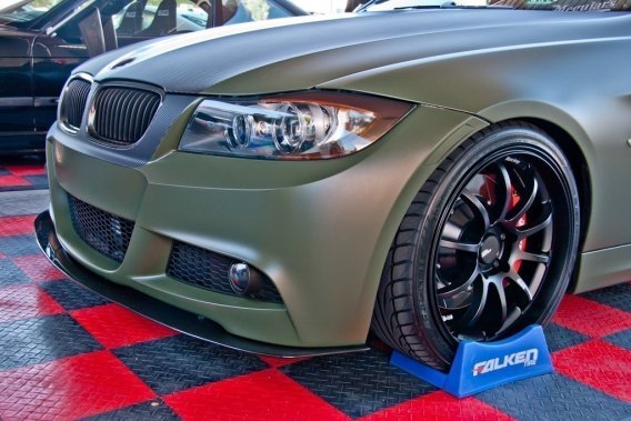 APR Performance Carbon Fiber Wind Splitter With Rods fits 2005-2010 BMW E90 M Sport bumper