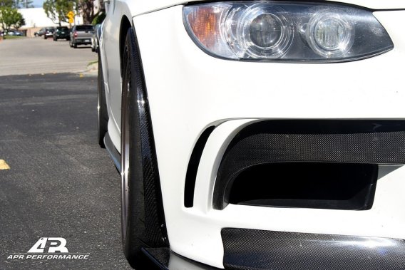 APR Performance Carbon fiber Front bumper Spats fits 2007-2013 BMW E9X M3