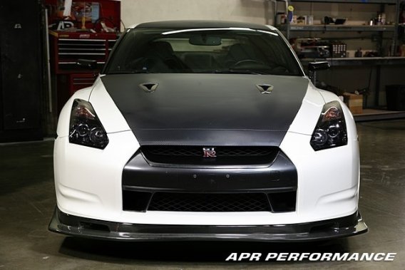 APR Performance Carbon Fiber Front Airdam fits 2008-2011 Nissan GTR R35