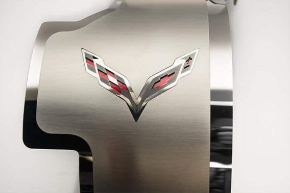 C7 Corvette Alternator Cover With Crossed Flags Emblem Insert