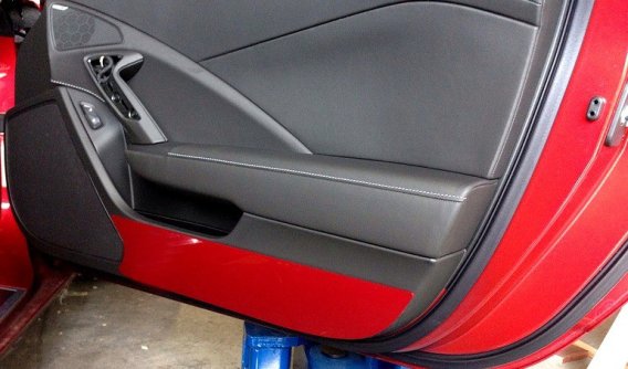 2014-2019 C7 Corvette Painted Door Kick Guards 