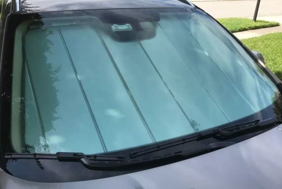 Custom fit windshield sunscreen